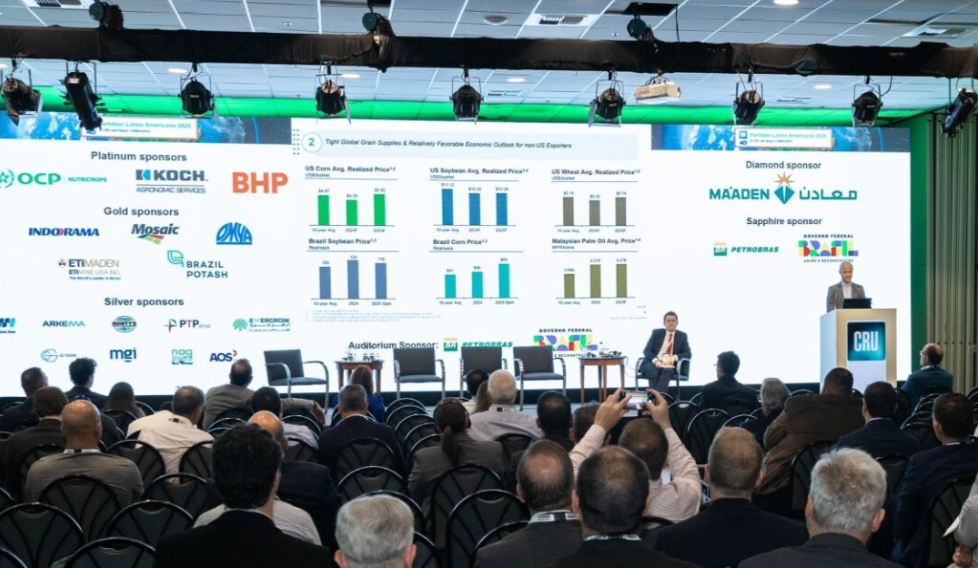 Main stage at Fertilizer Latino Americano conference