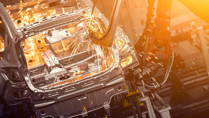 Trump takes next battle in trade war to auto sector