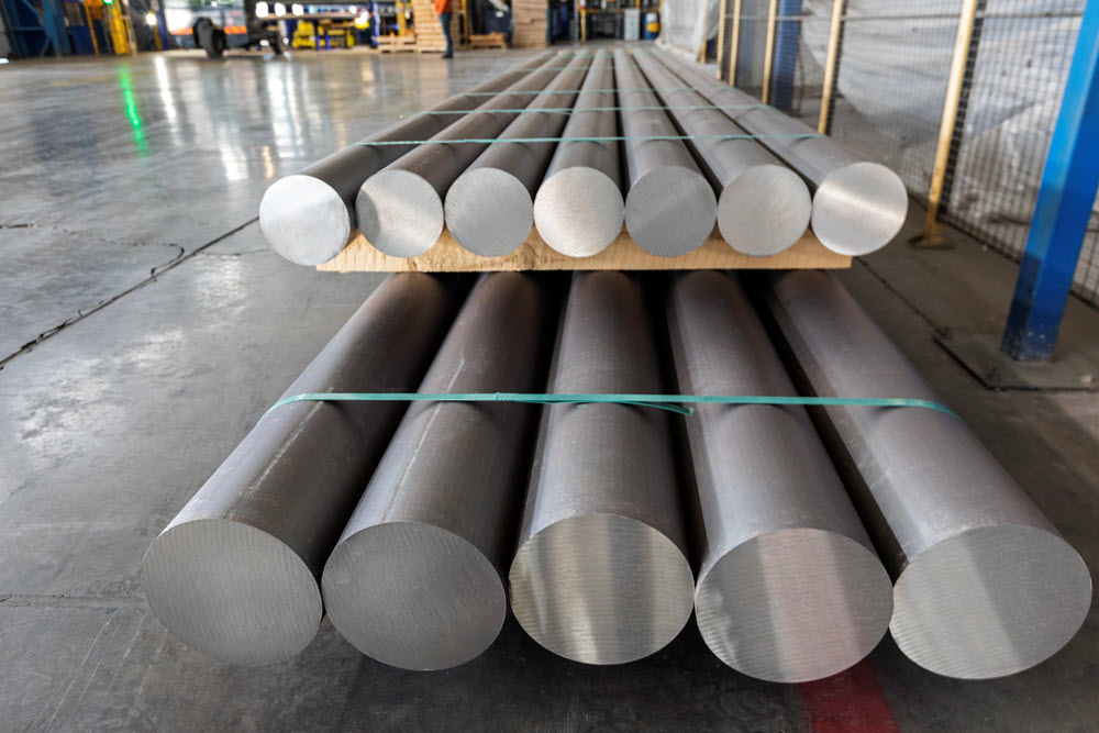 Aluminium decarbonisation pathways are costly and regionally uneven